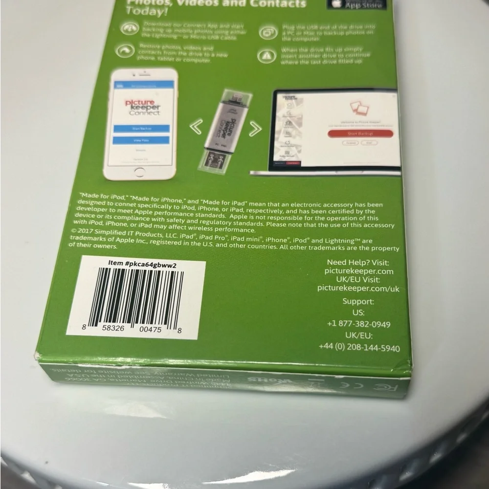 Casio Picture Keeper Connect 64GB - White and Green Packaging